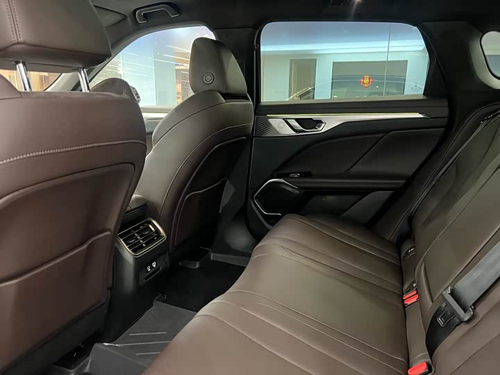 Фото 9 - Wey Mocca Hybrid