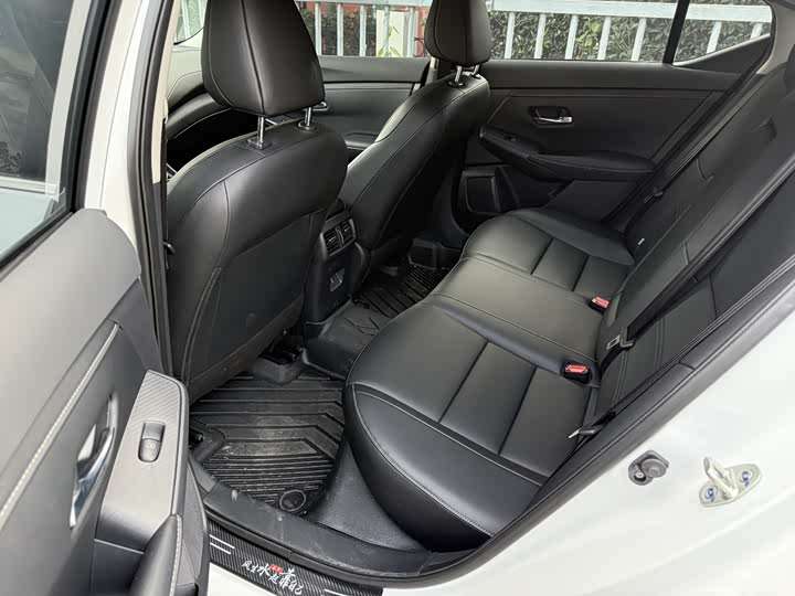 Фото 8 - Nissan Sylphy