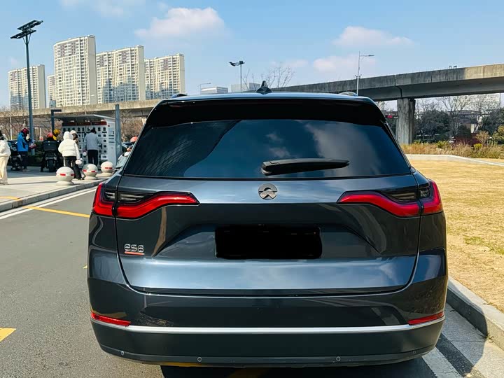 Фото 6 - Nio ES8