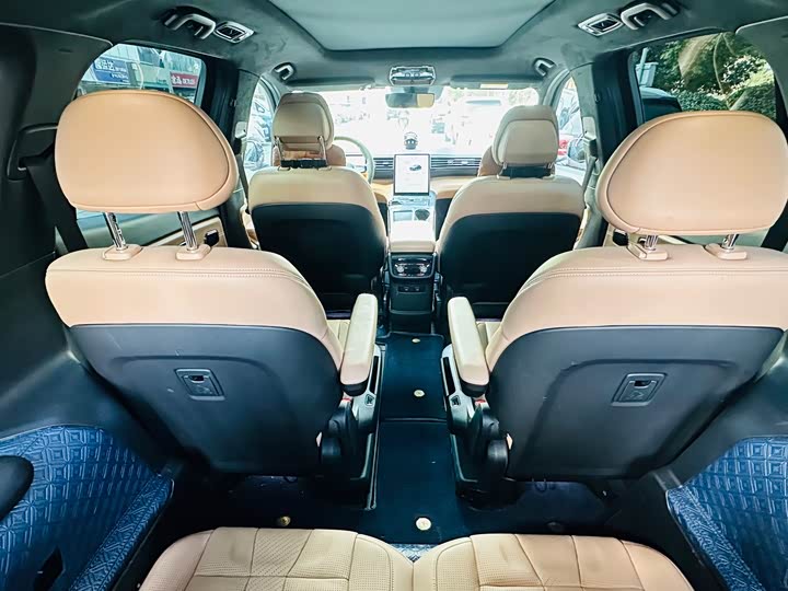 Фото 9 - Nio ES8