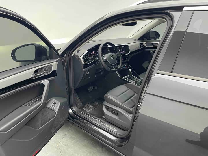 Фото 9 - Volkswagen Tayron