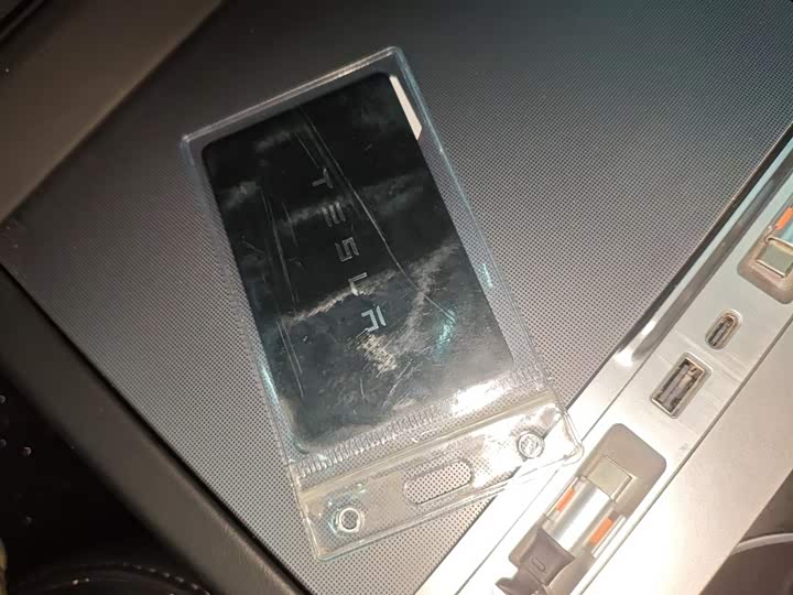 Фото 9 - Tesla Model Y