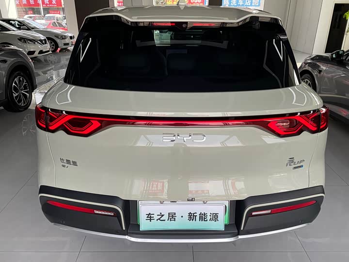 Фото 4 - BYD Yuan Up