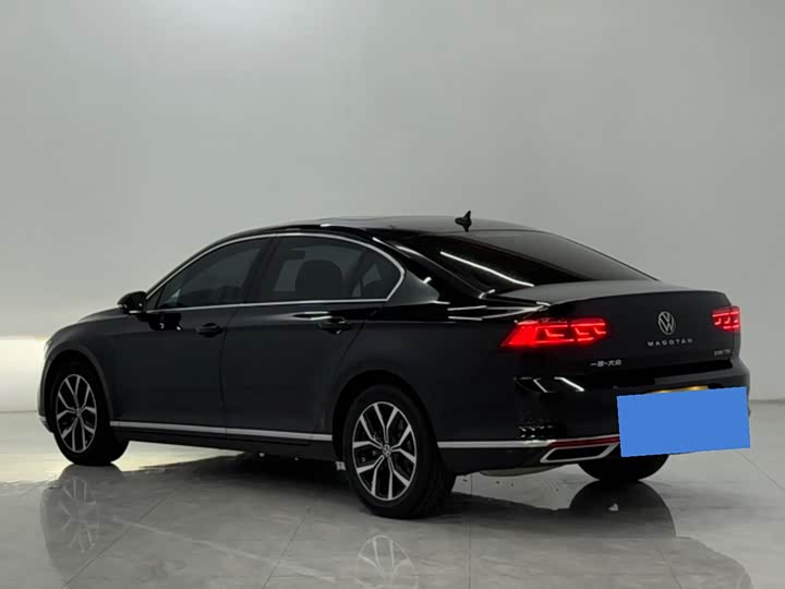 Фото 5 - Volkswagen Magotan