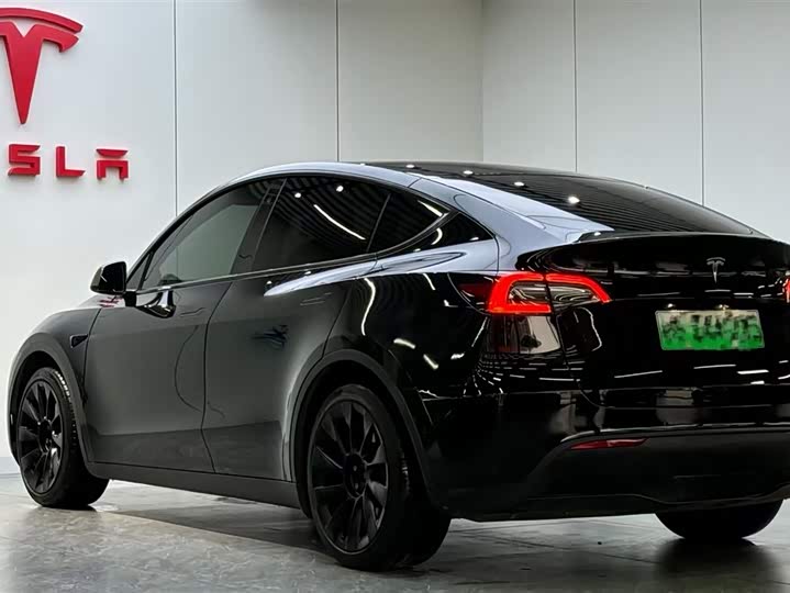 Фото 5 - Tesla Model Y