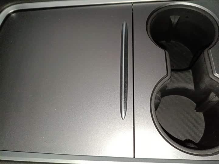 Фото 9 - Tesla Model Y