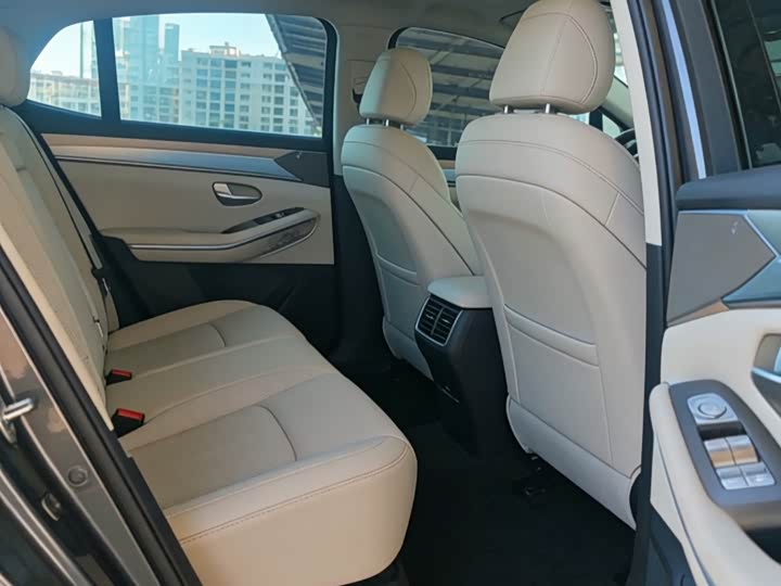 Фото 5 - BYD Tang L