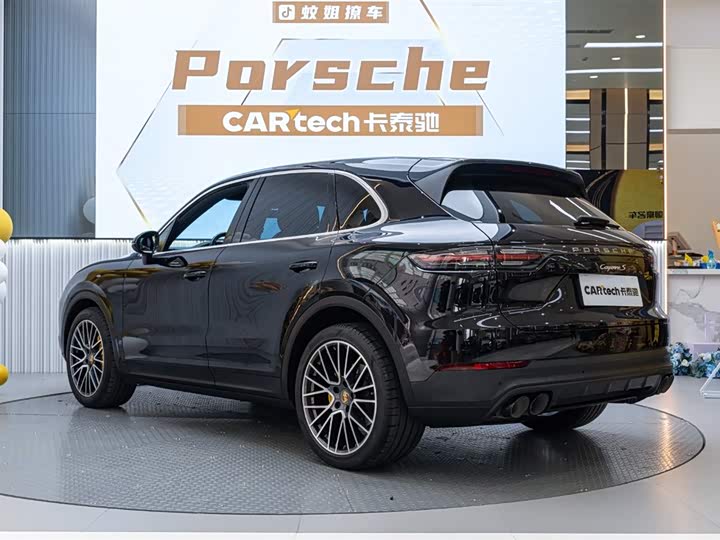Фото 4 - Porsche Cayenne