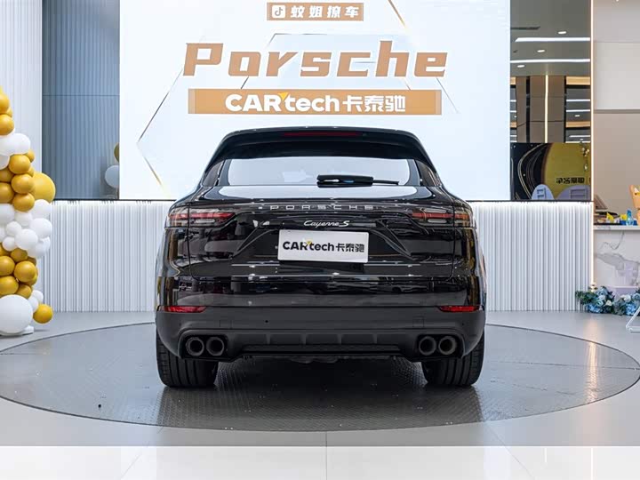 Фото 5 - Porsche Cayenne