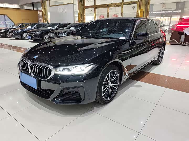 Фото 1 - BMW 5 Series