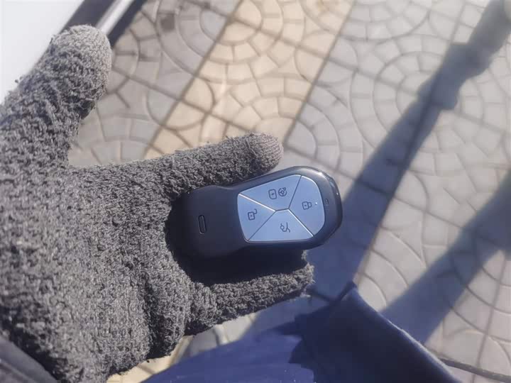 Фото 9 - XPeng G9