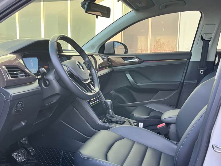 Фото 4 - Volkswagen Tharu