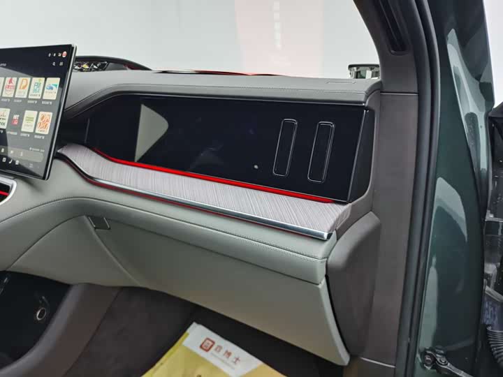 Фото 9 - Denza N9