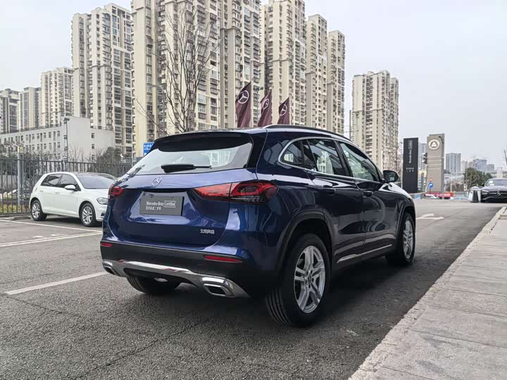 Фото 7 - Mercedes-Benz GLA-Class