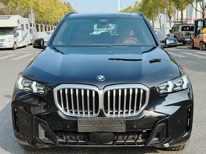 Фото 2 - BMW X5