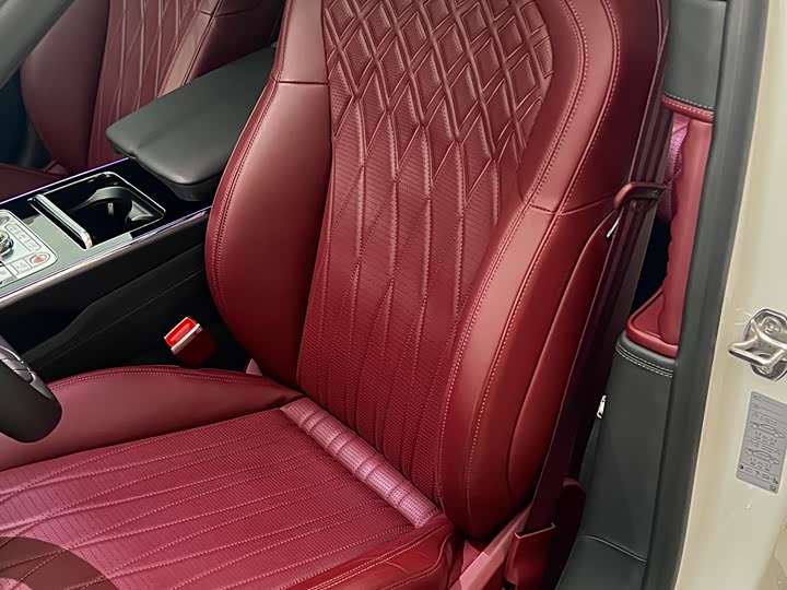 Фото 5 - Bentley Flying Spur