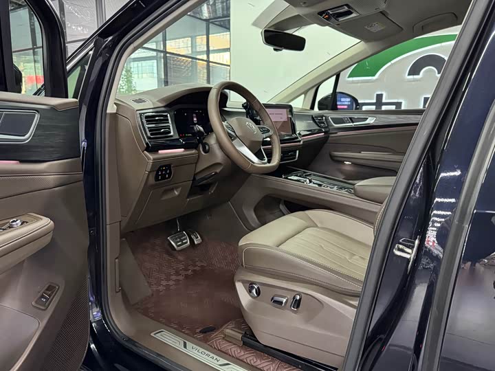 Фото 7 - Volkswagen Viloran