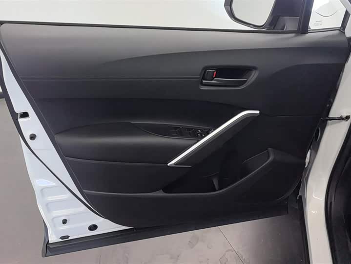 Фото 7 - Toyota Corolla Cross