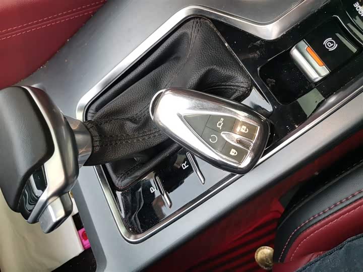 Фото 9 - Changan CS75 Plus