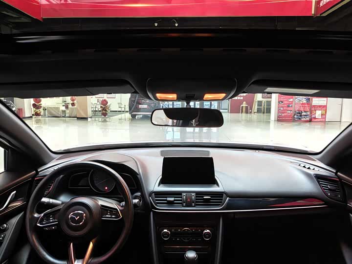 Фото 5 - Mazda CX-4