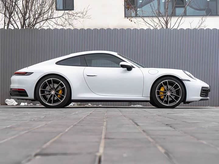 Фото 5 - Porsche 911