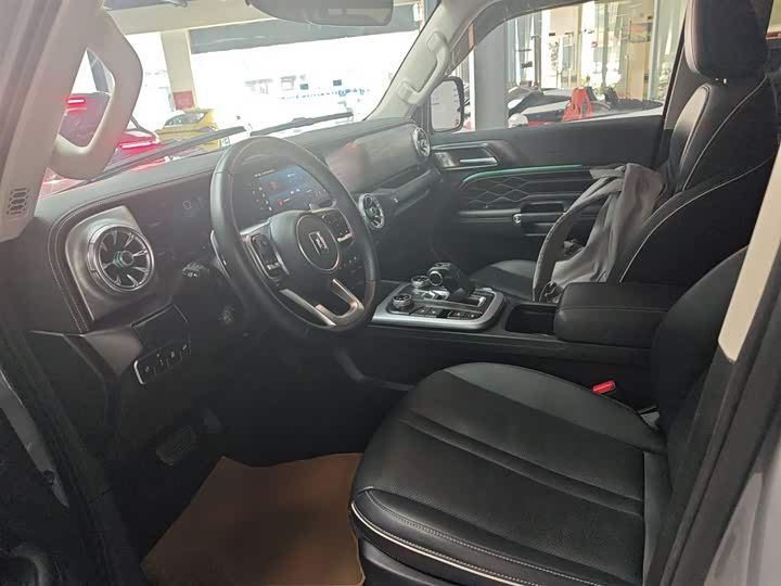 Фото 7 - Tank 300