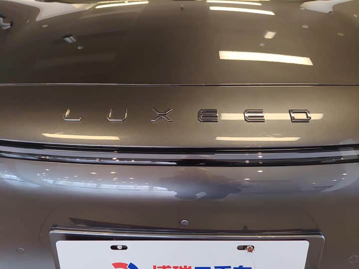 Фото 5 - Luxeed R7