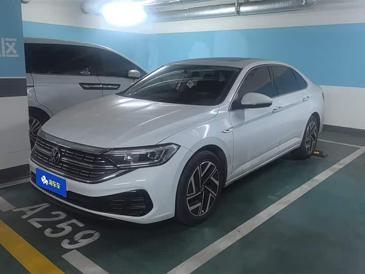 Фото 1 - Volkswagen Sagitar L