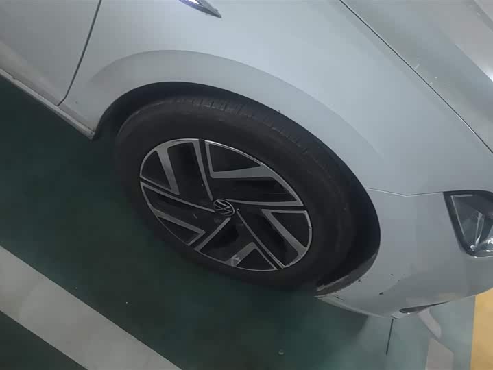 Фото 6 - Volkswagen Sagitar L