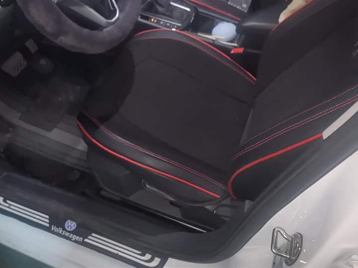 Фото 9 - Volkswagen Sagitar L