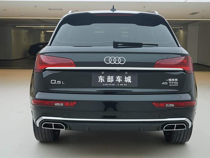 Фото 4 - Audi Q5L