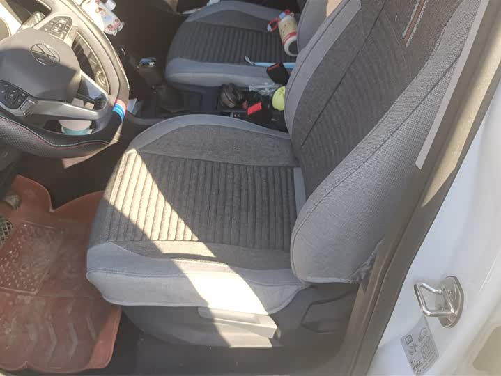 Фото 9 - Volkswagen Tharu