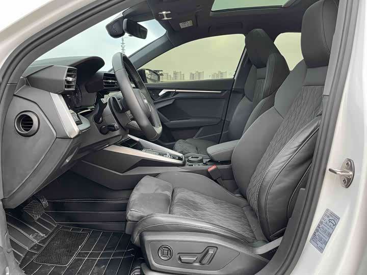 Фото 5 - Audi A3