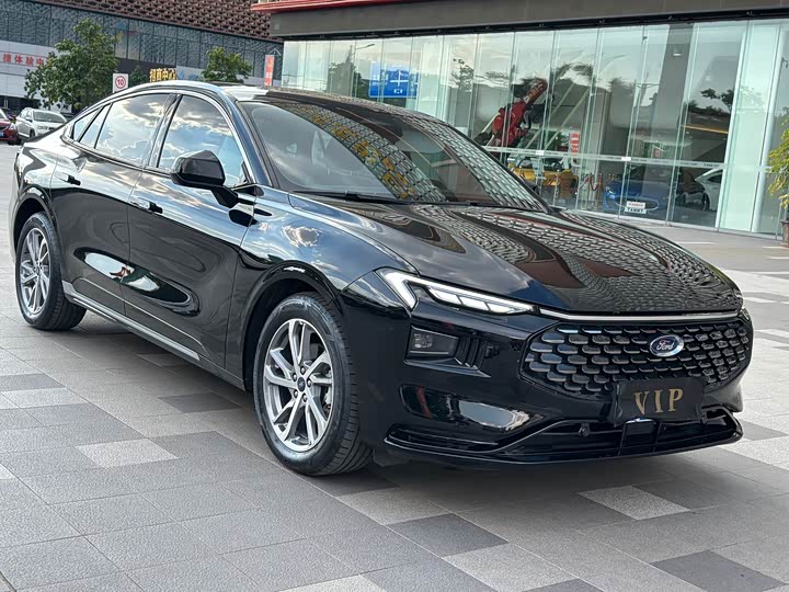 Фото 3 - Ford Mondeo