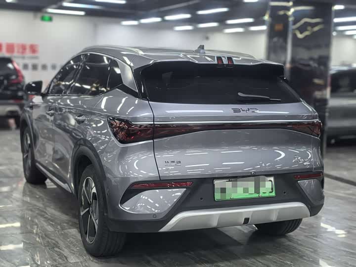 Фото 3 - BYD Yuan Plus