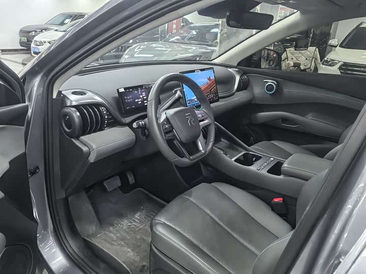 Фото 8 - BYD Yuan Plus