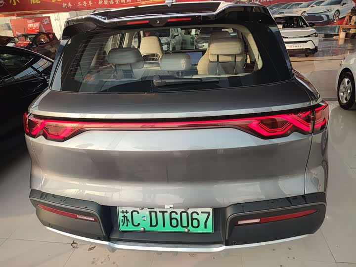 Фото 8 - BYD Yuan Up