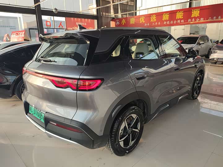 Фото 9 - BYD Yuan Up