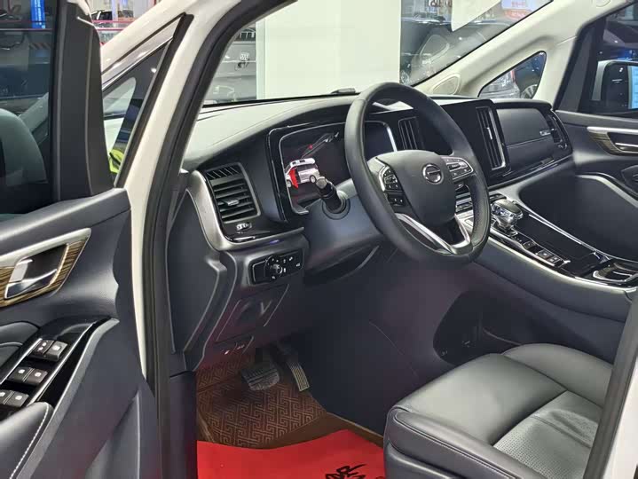 Фото 4 - GAC Trumpchi M8