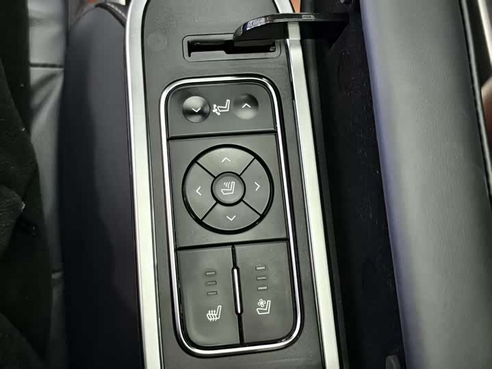 Фото 5 - GAC Trumpchi M8