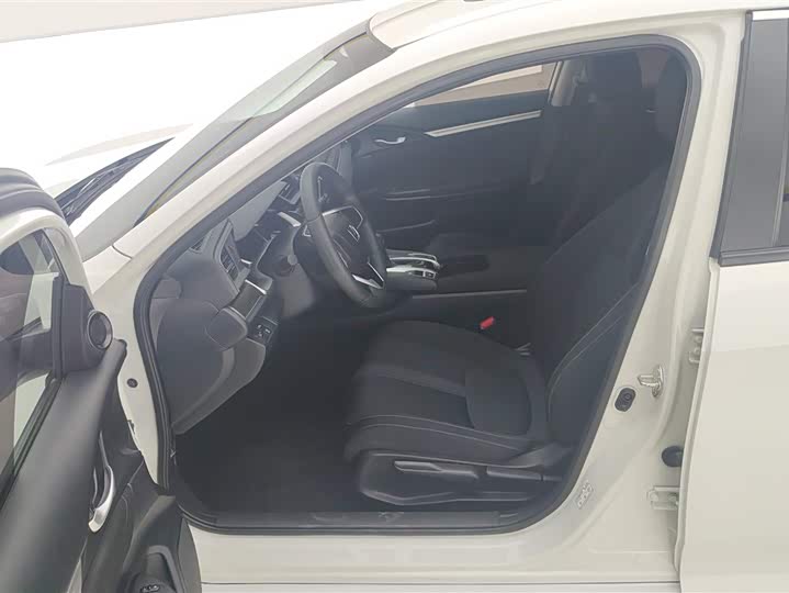 Фото 9 - Honda Civic