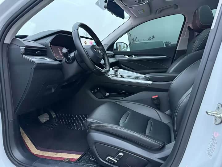 Фото 6 - Geely Preface