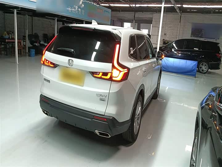 Фото 7 - Honda CR-V