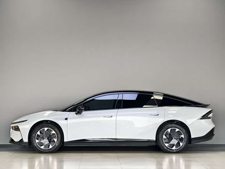 Фото 5 - XPeng F57