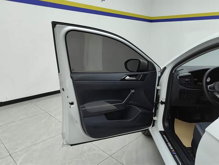 Фото 7 - Volkswagen Lavida