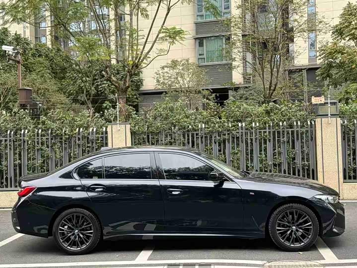 Фото 4 - BMW 3 Series