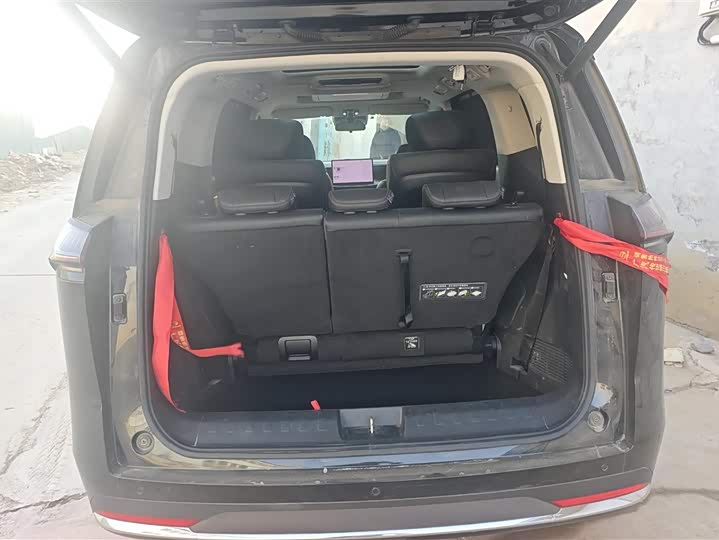 Фото 4 - GAC Trumpchi E8