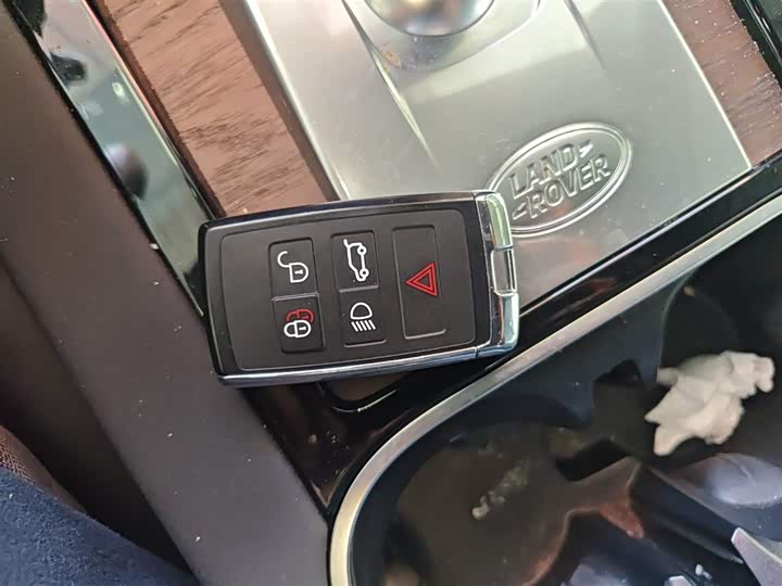 Фото 9 - Land Rover Discovery Sport