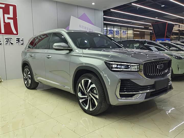 Фото 3 - Geely Monjaro