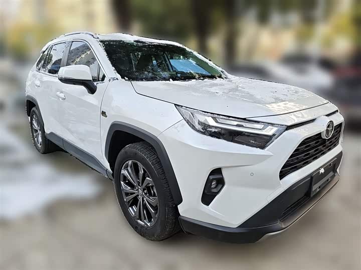 Фото 7 - Toyota RAV4